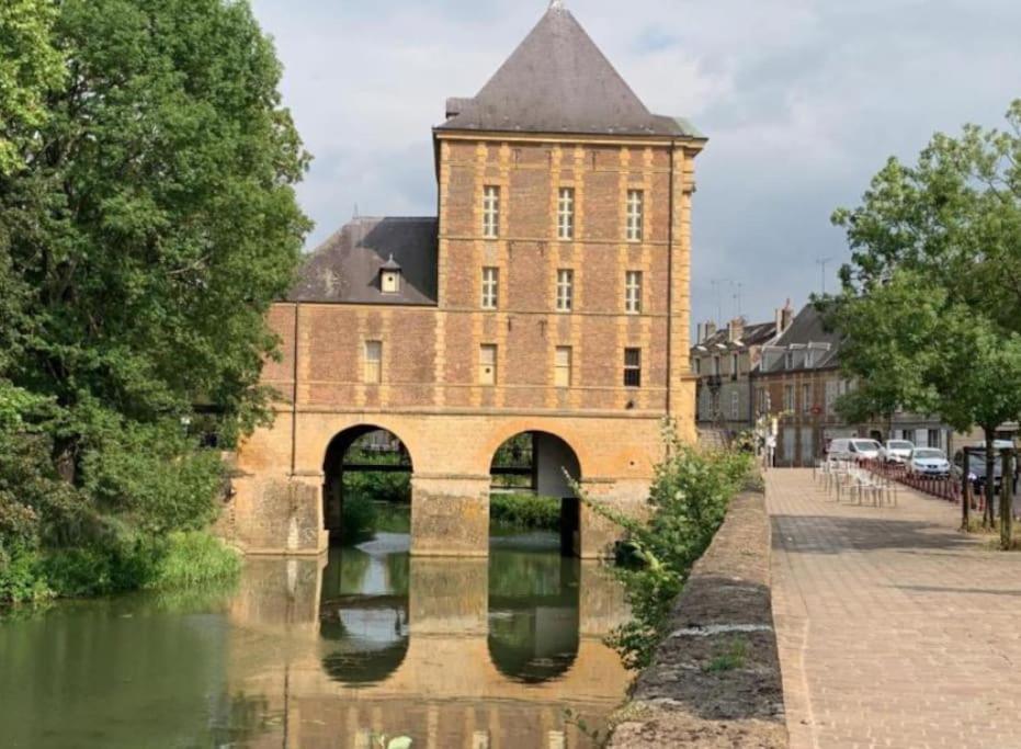 Le Petit Ardennais Charleville-Mézières 外观 照片