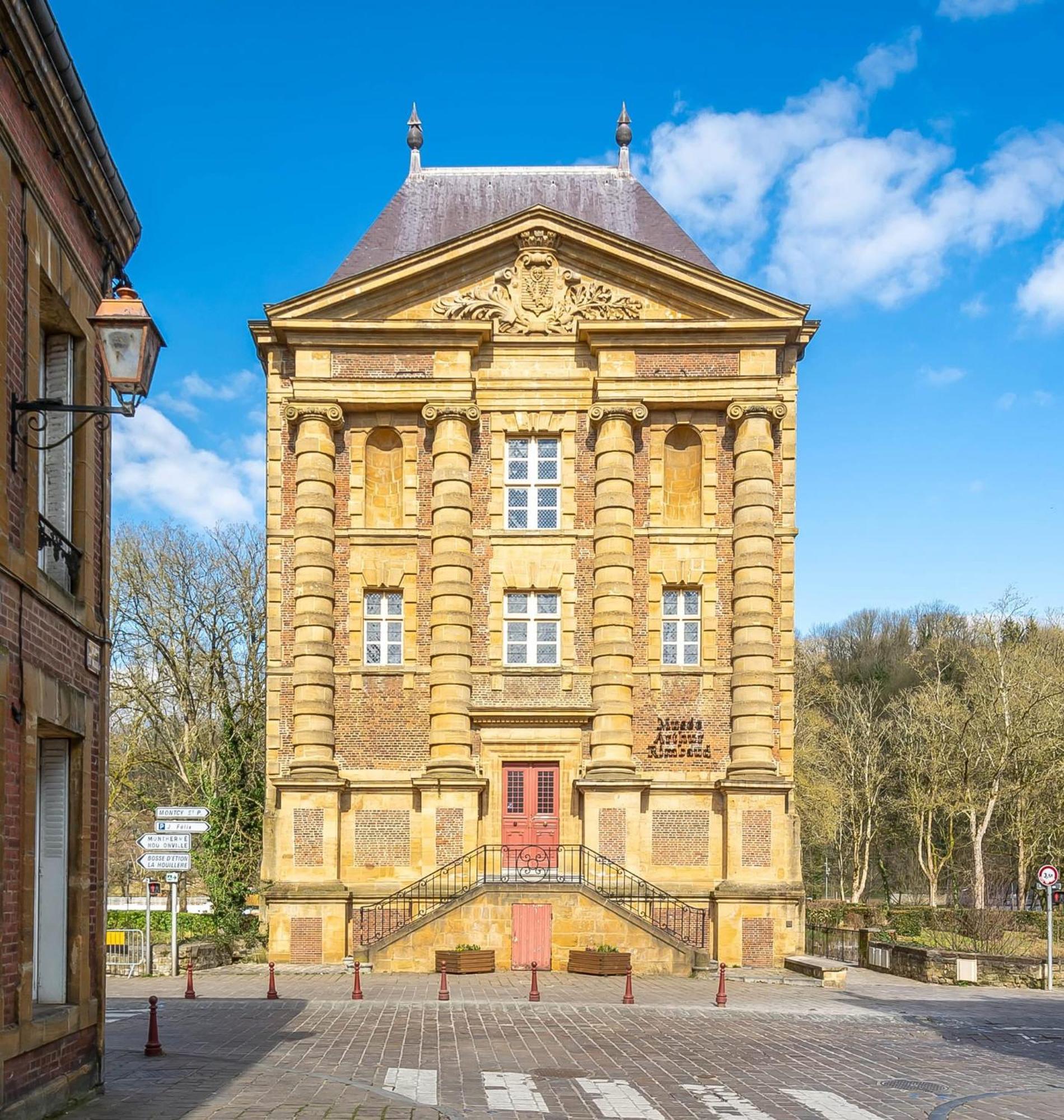 Le Petit Ardennais Charleville-Mézières 外观 照片