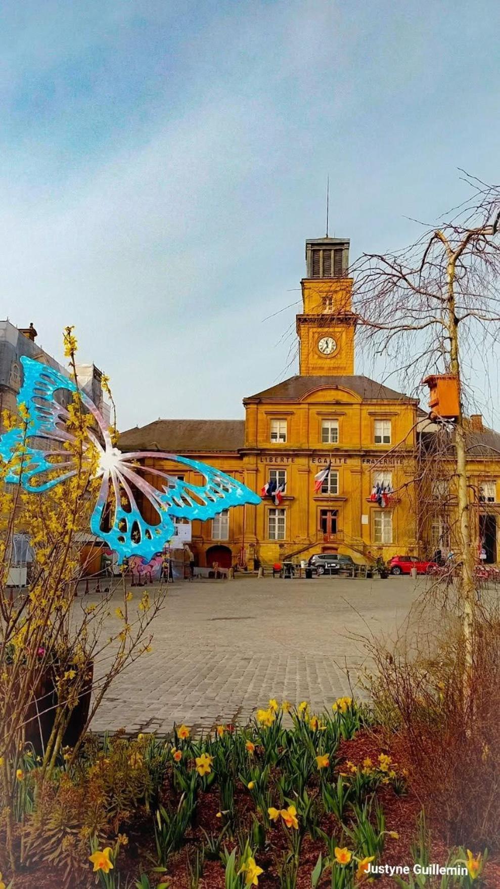 Le Petit Ardennais Charleville-Mézières 外观 照片