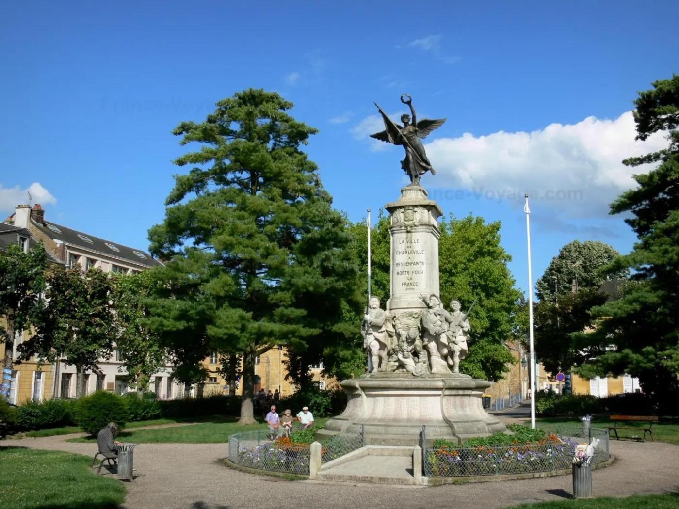 Le Petit Ardennais Charleville-Mézières 外观 照片